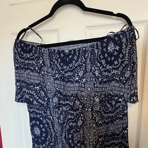Navy & White Paisley Romper - Picture 2 of 6